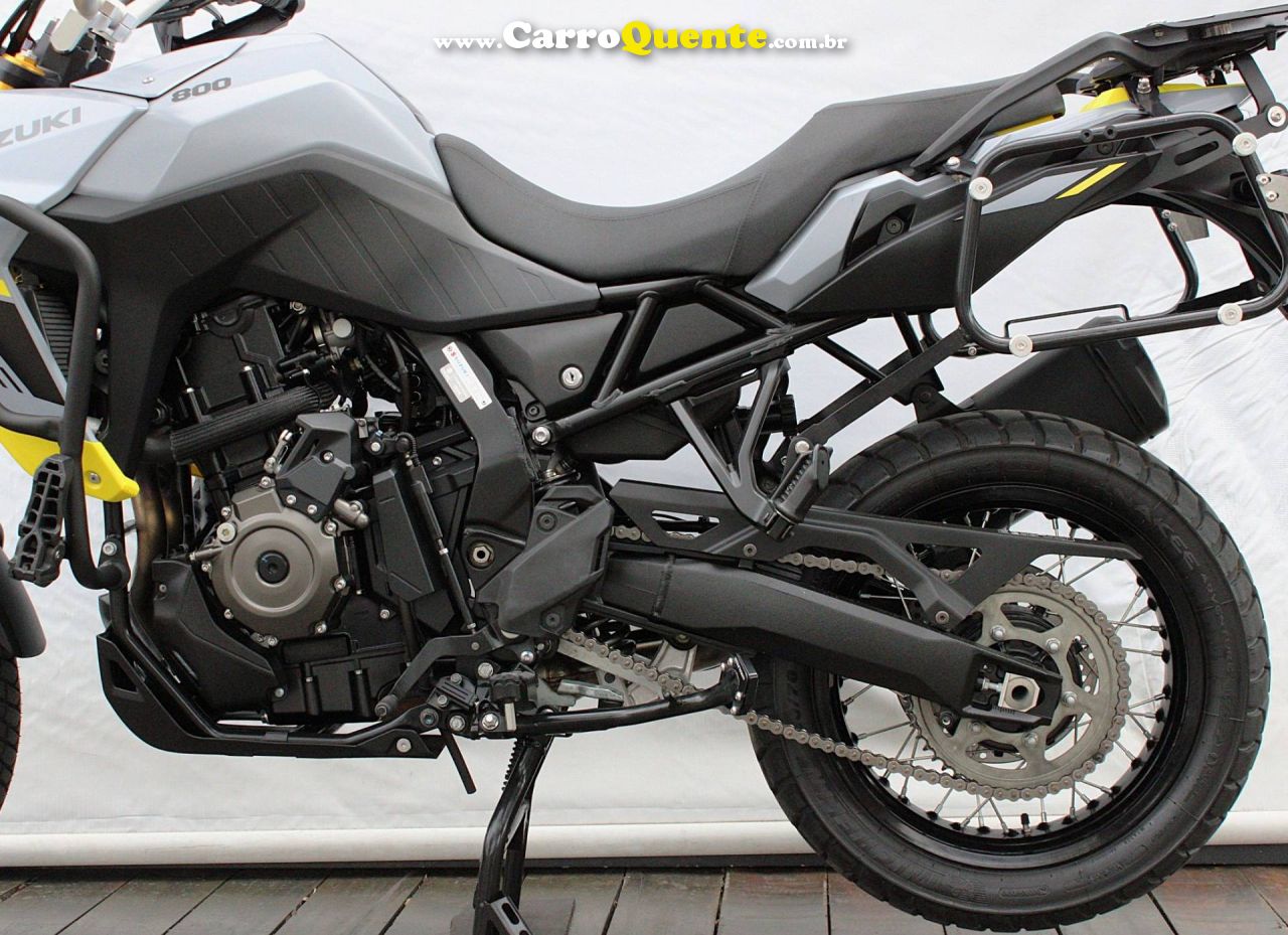 SUZUKI V-STROM 800 DE 2025 - Loja