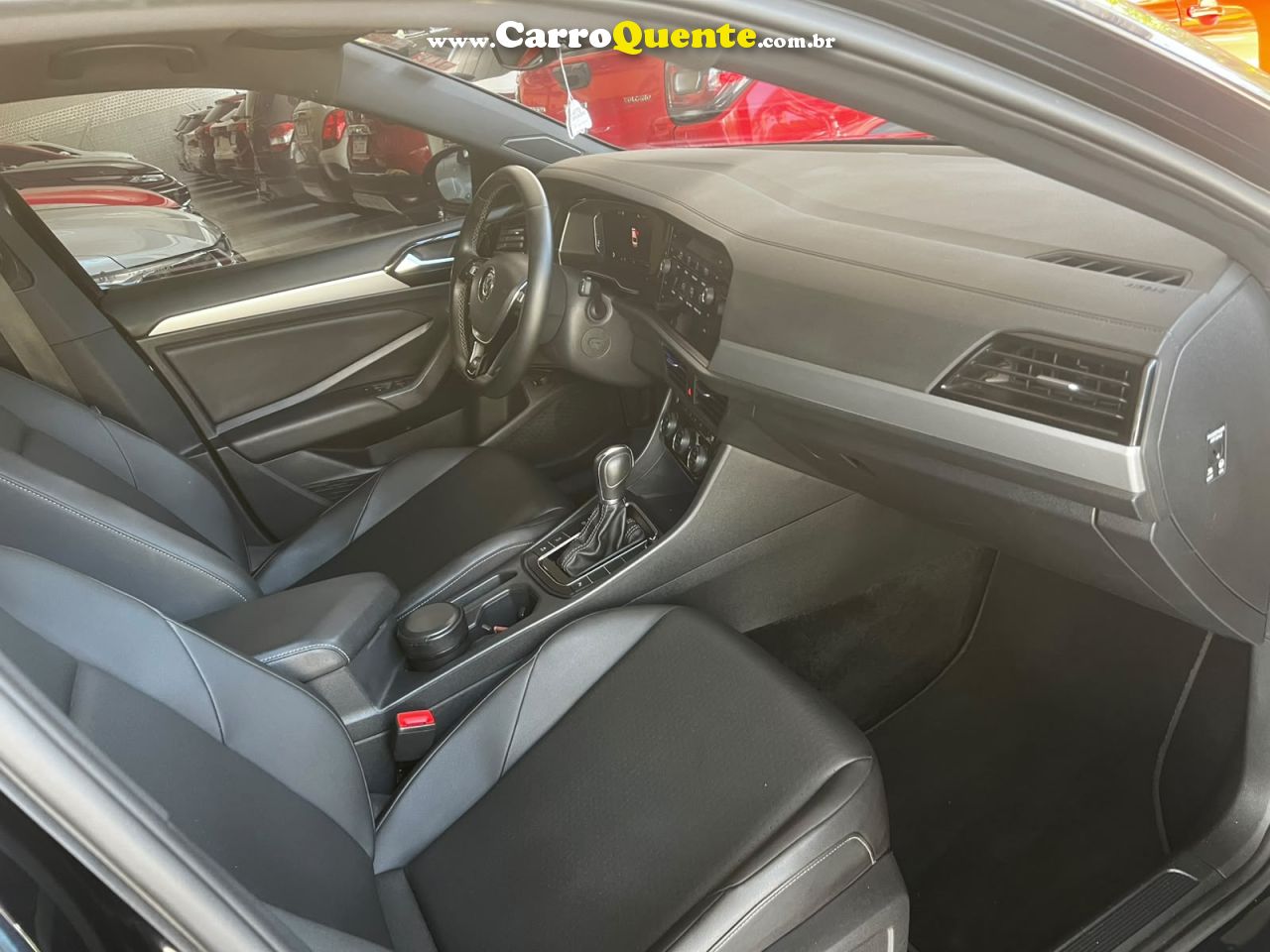 VOLKSWAGEN JETTA 1.4 250 TSI TOTAL R-LINE 2019 - Loja