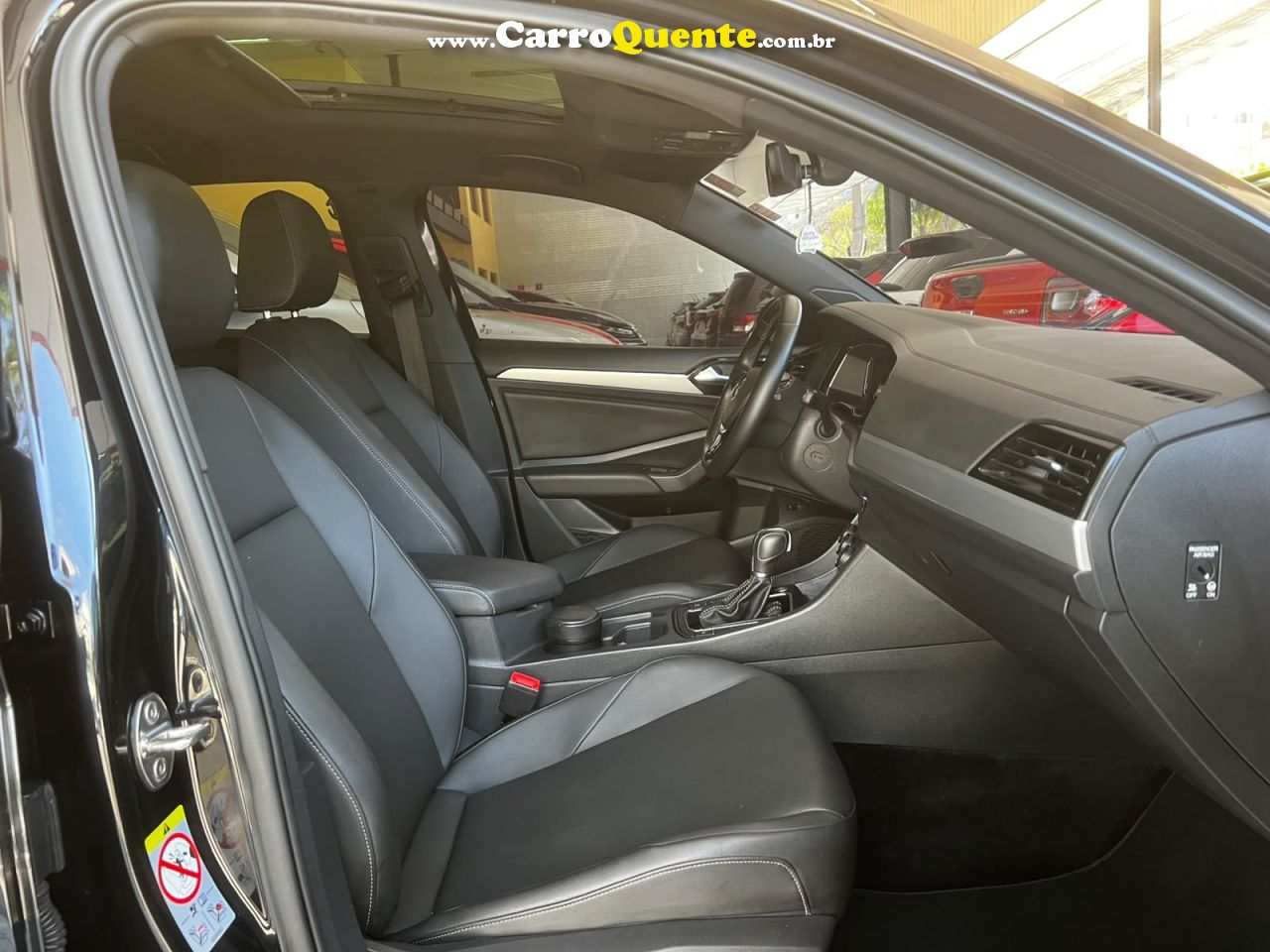 VOLKSWAGEN JETTA 1.4 250 TSI TOTAL R-LINE 2019 - Loja