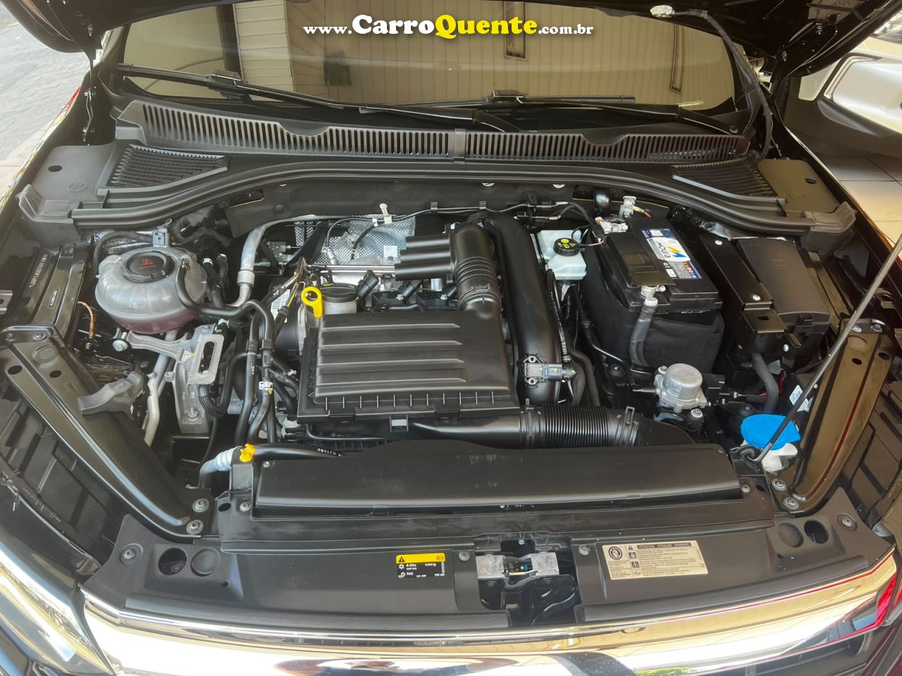 VOLKSWAGEN JETTA 1.4 250 TSI TOTAL R-LINE 2019 - Loja