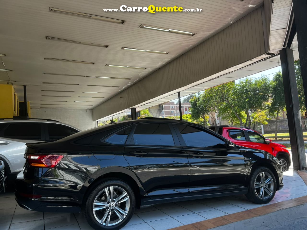 VOLKSWAGEN JETTA 1.4 250 TSI TOTAL R-LINE 2019 - Loja