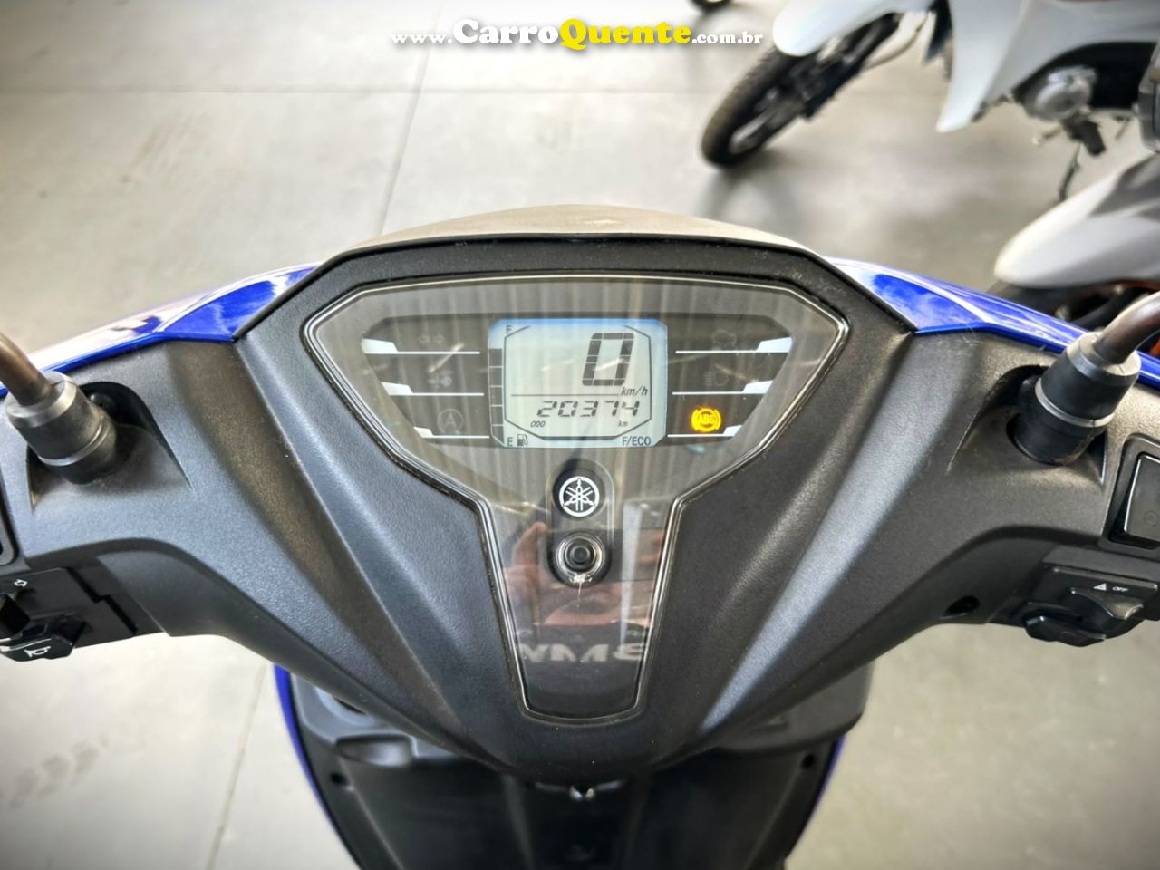 YAMAHA FLUO 125 ABS 2024   Gasolina Automático - Loja
