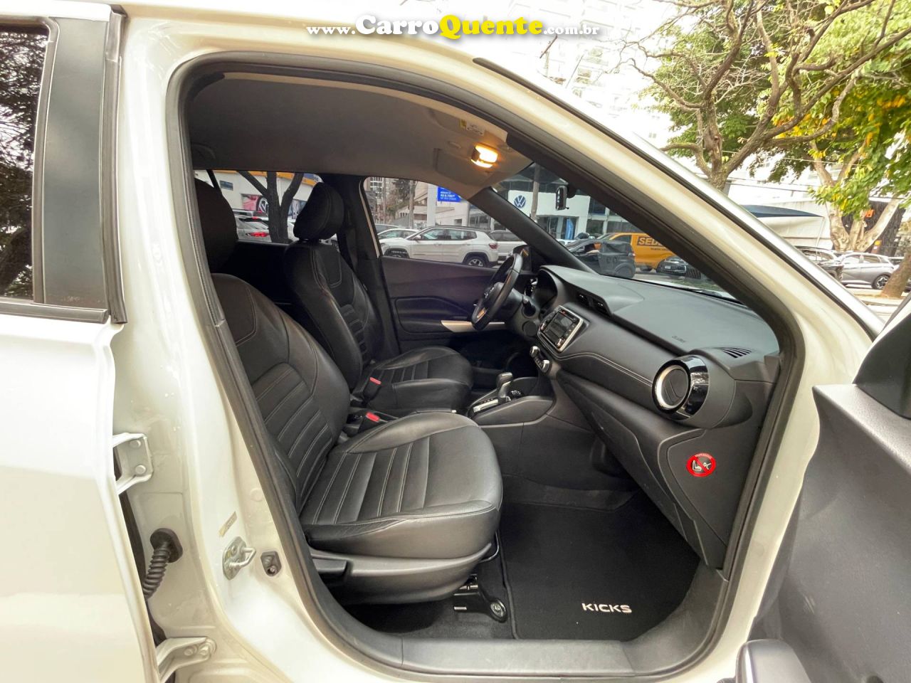 NISSAN KICKS 1.6 16V SL 2018 - Loja