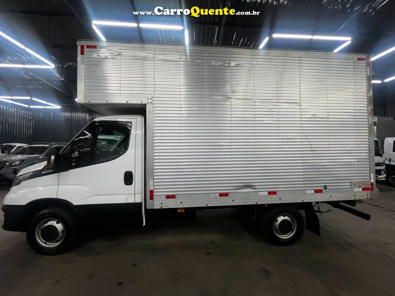 IVECO DAILY 3.0 TURBO 35-150 CHASSI CS 2021 - Loja