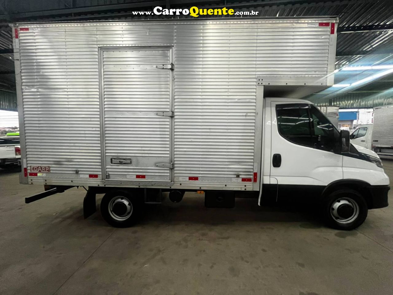 IVECO DAILY 3.0 TURBO 35-150 CHASSI CS 2021 - Loja