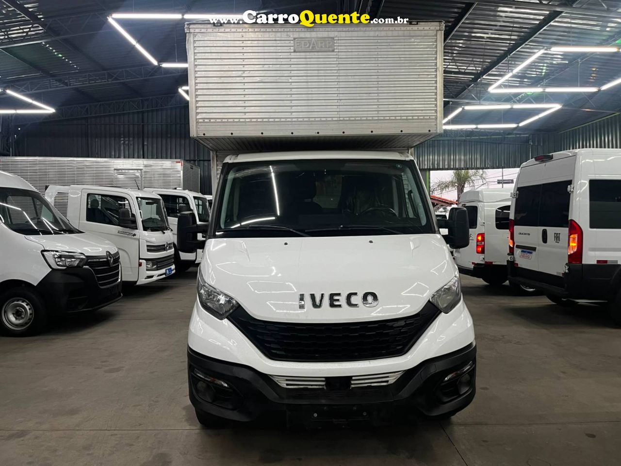 IVECO DAILY 3.0 TURBO 35-150 CHASSI CS 2021 - Loja