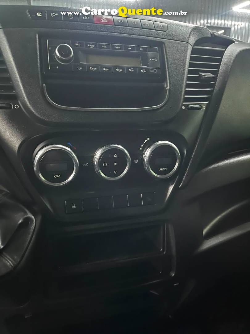 IVECO DAILY 3.0 TURBO 35-150 CHASSI CS 2021 - Loja