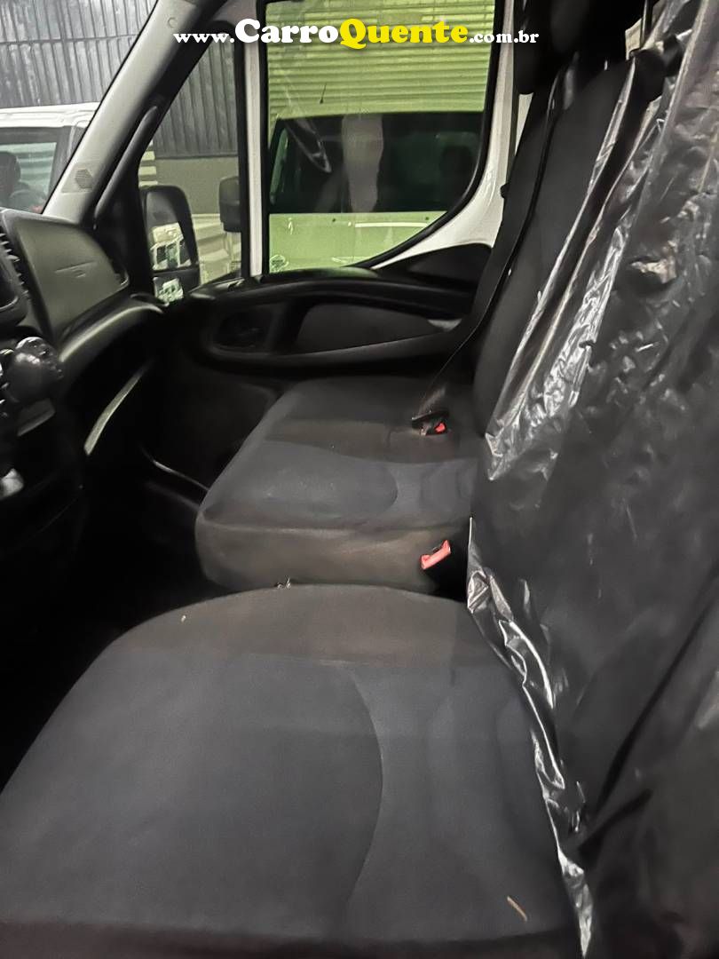 IVECO DAILY 3.0 TURBO 35-150 CHASSI CS 2021 - Loja