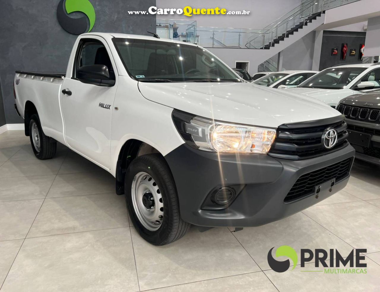 TOYOTA HILUX 2.8 D-4D TURBO CS 4X4 2021 - Loja