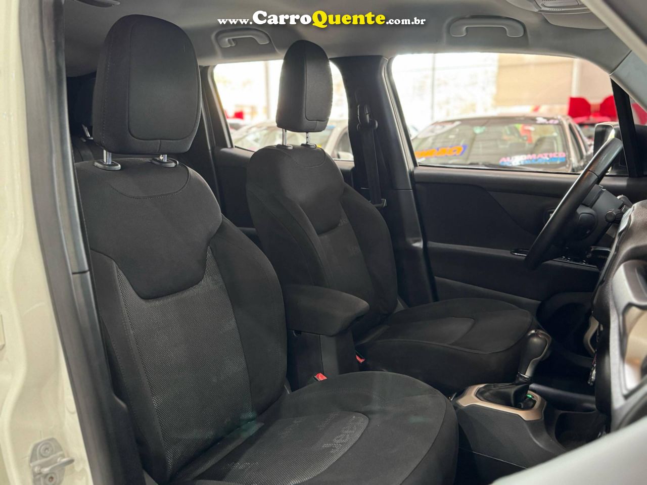 JEEP RENEGADE 1.8 16V LONGITUDE 2016 - Loja