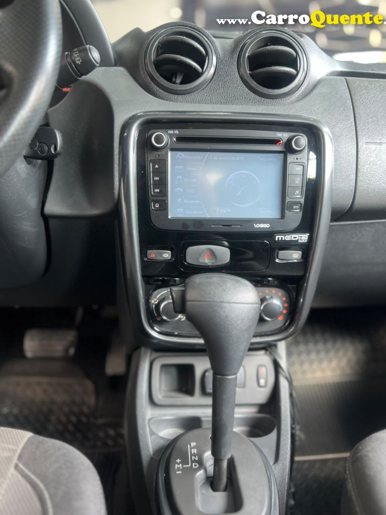 RENAULT   DUSTER DYNAMIQUE 2.0 FLEX 16V AUT.   PRATA 2014 2.0 FLEX - Loja