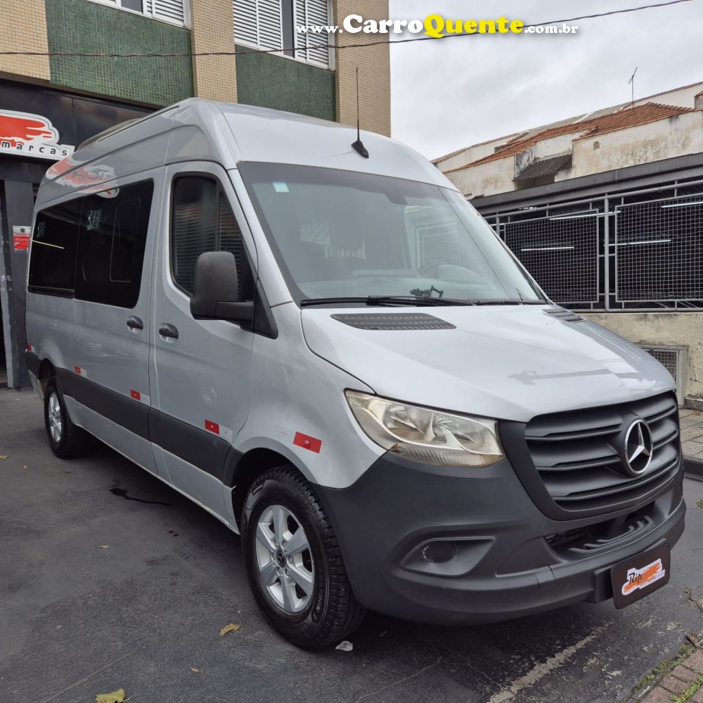 MERCEDES-BENZ   SPRINTER 416 VAN L. T.A. 10L 2.2 DIESEL   PRATA 2022 2.2 DIESEL - Loja
