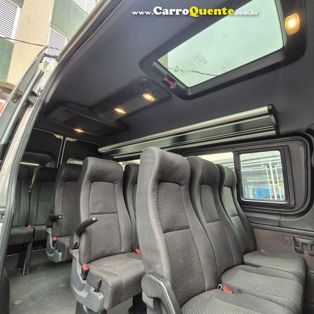 MERCEDES-BENZ   SPRINTER 416 VAN L. T.A. 10L 2.2 DIESEL   PRATA 2022 2.2 DIESEL - Loja