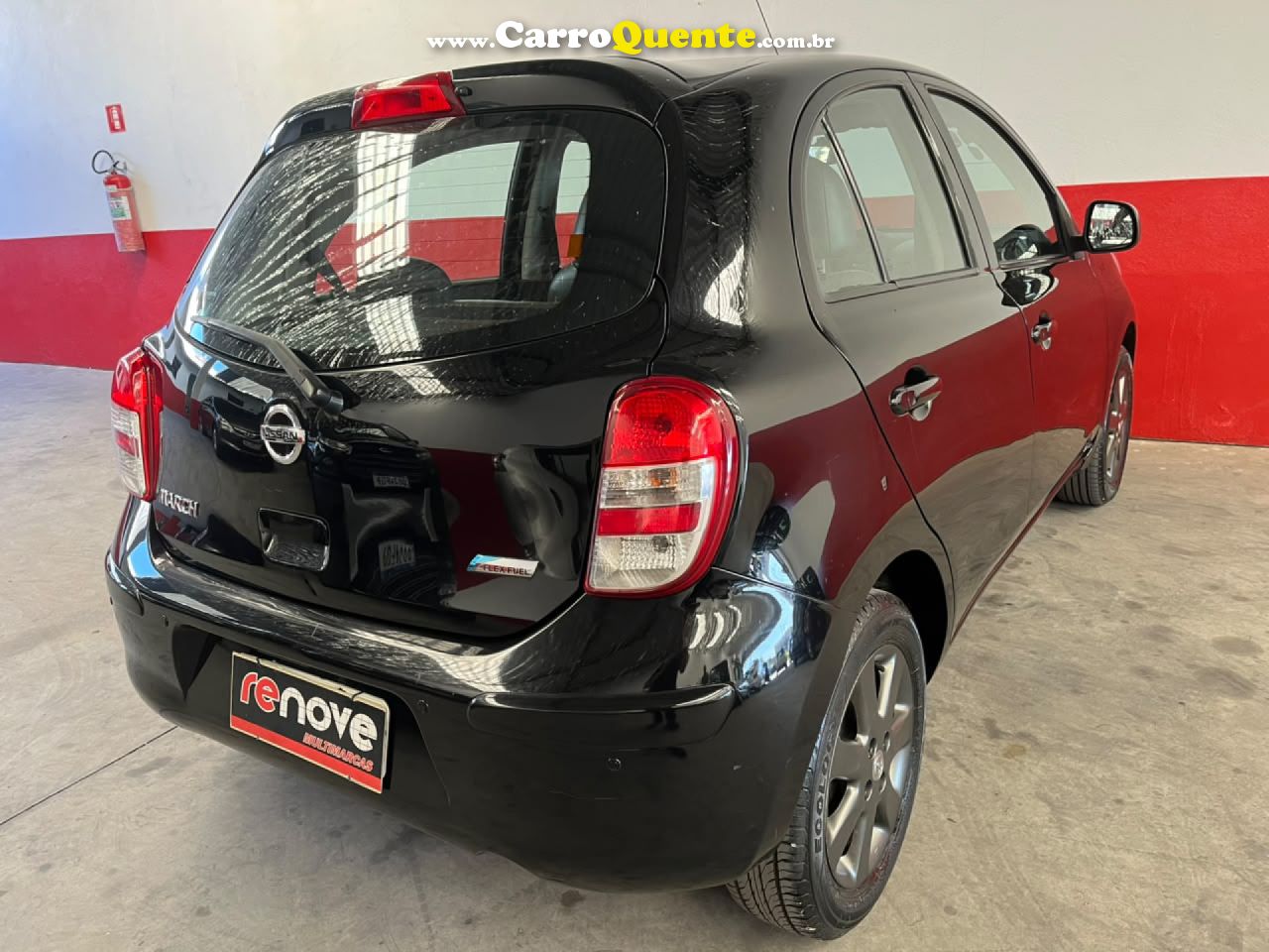 NISSAN   MARCH SV 1.6 16V FLEX FUEL   PRETO 2014 1.6 FLEX - Loja