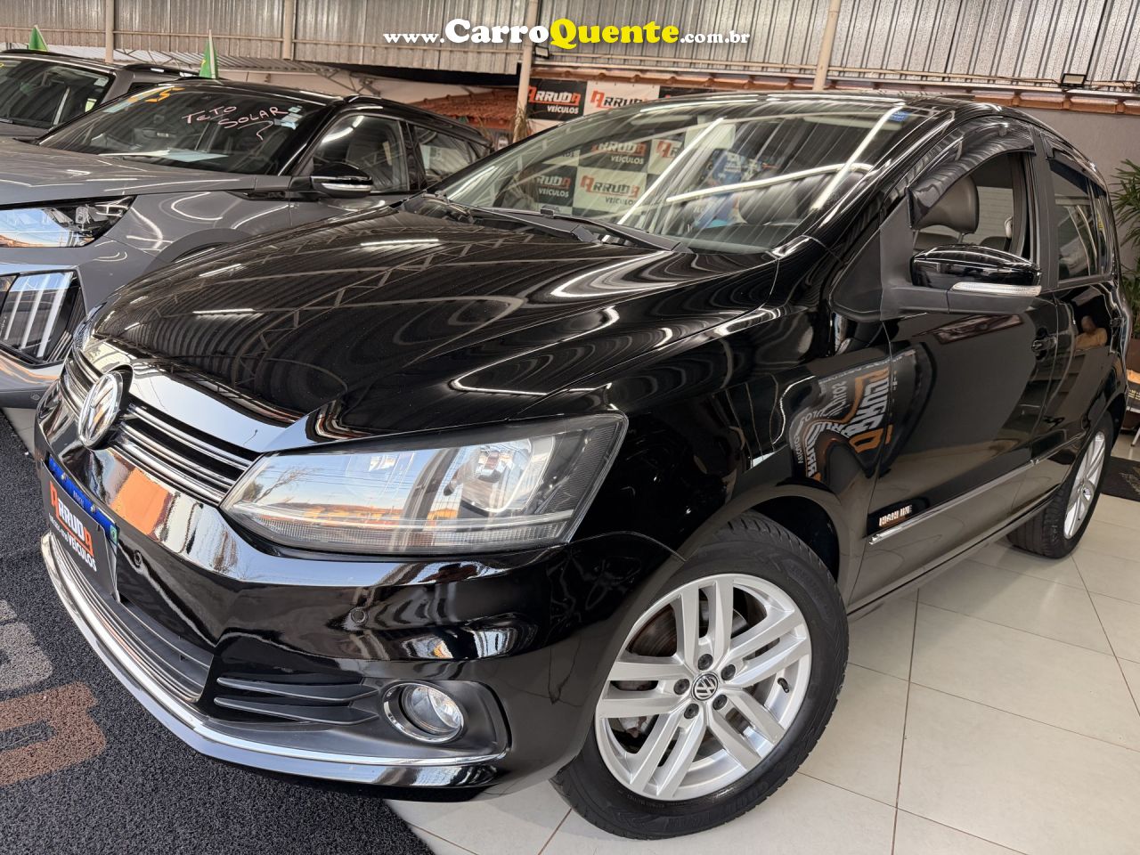 VOLKSWAGEN   FOX HIGHLINE1.6 FLEX 16V 5P   PRETO 2016 1.6 FLEX - Loja