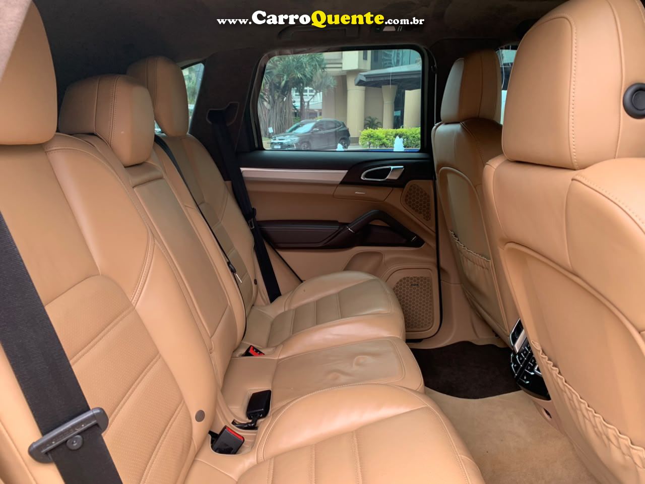 PORSCHE   4.8 4X4 V8 32V TURBO GASOLINA 4P TIPTRONIC   AZUL 2017 4.8 GASOLINA - Loja