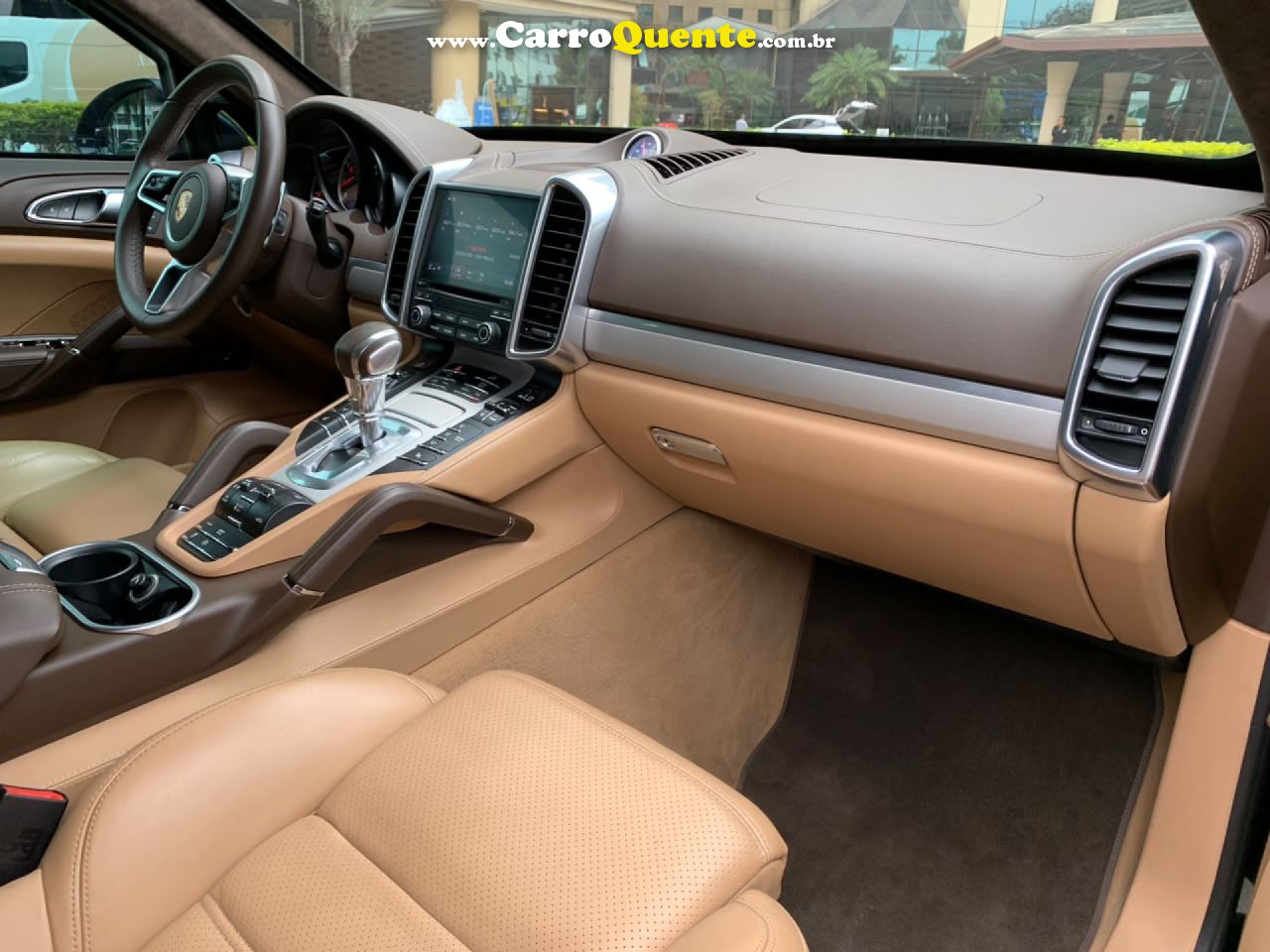 PORSCHE   4.8 4X4 V8 32V TURBO GASOLINA 4P TIPTRONIC   AZUL 2017 4.8 GASOLINA - Loja