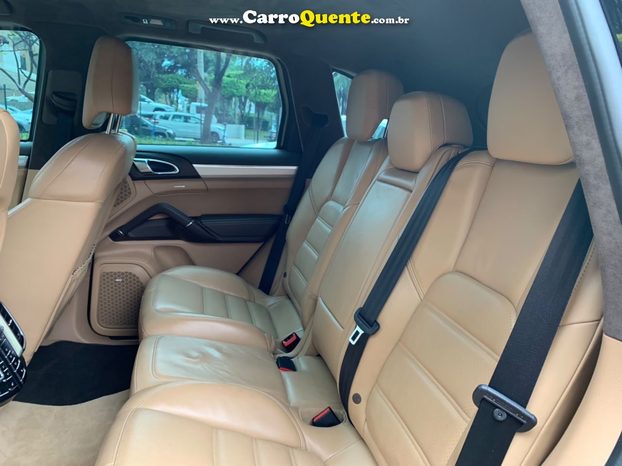 PORSCHE   4.8 4X4 V8 32V TURBO GASOLINA 4P TIPTRONIC   AZUL 2017 4.8 GASOLINA - Loja