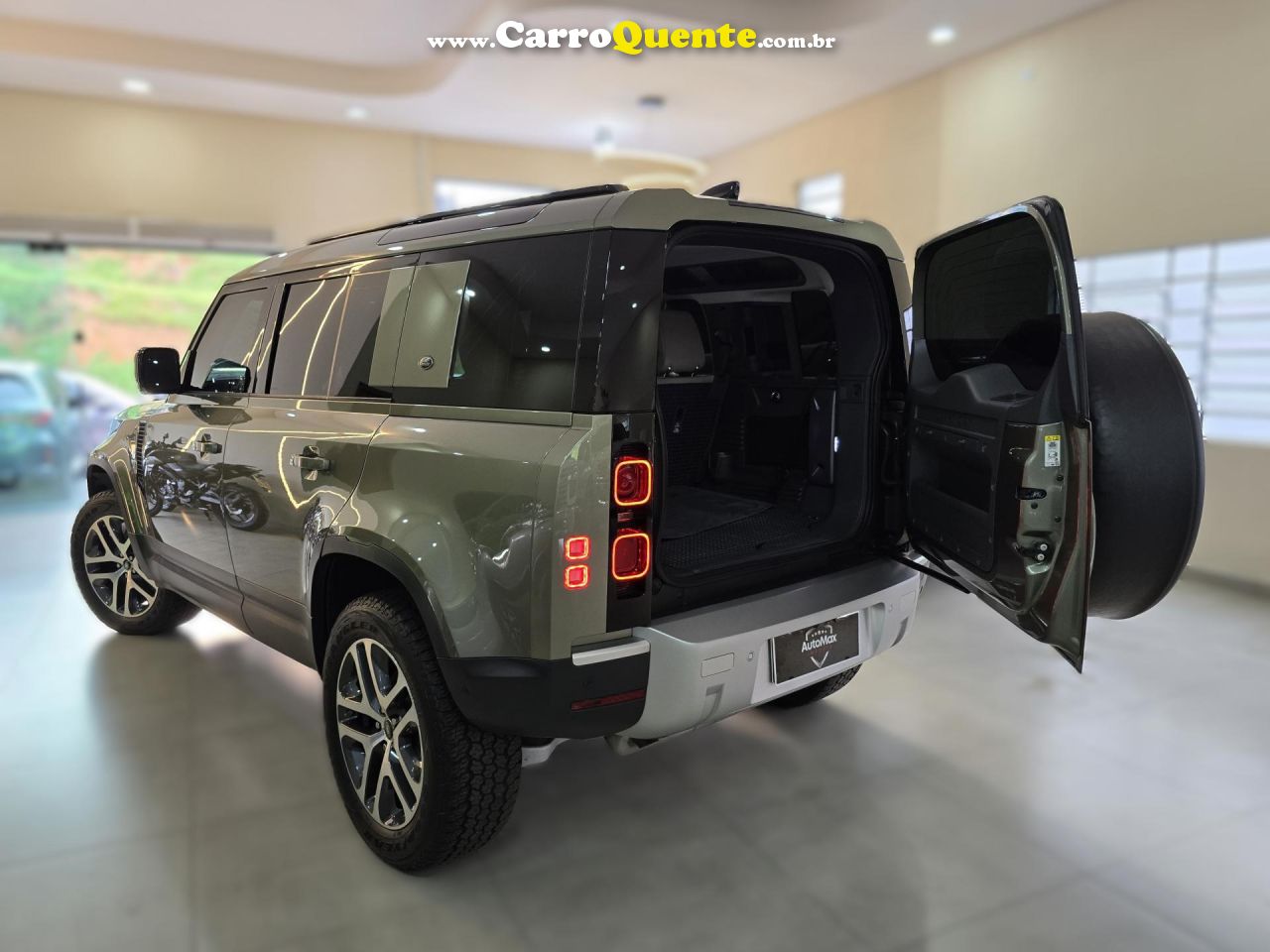 LAND ROVER   DEFENDER 110 2.0 TURBO HSE SI4 AUT.   VERDE 2020 2.0 GASOLINA - Loja