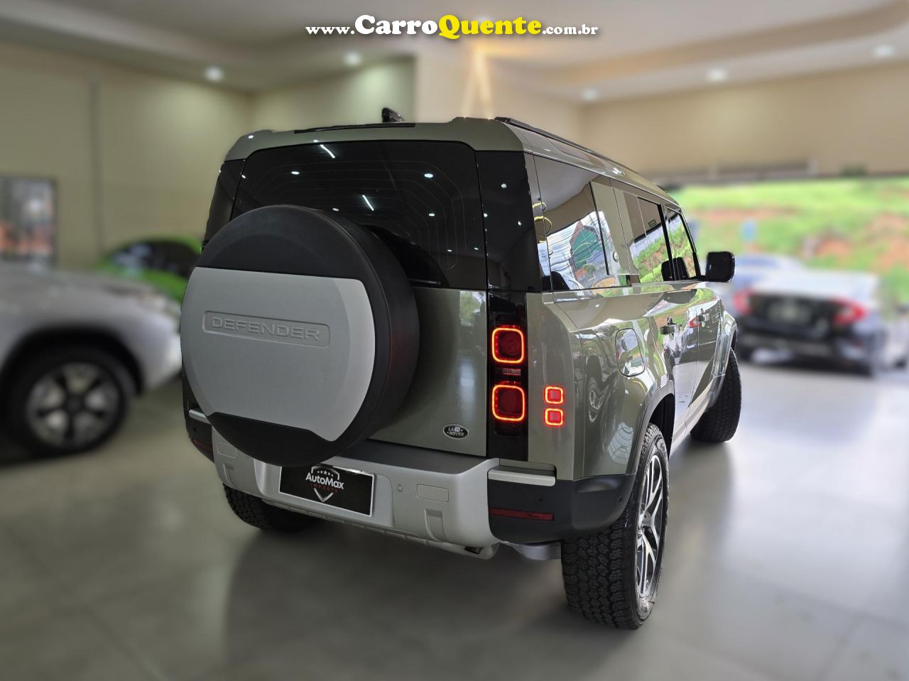LAND ROVER   DEFENDER 110 2.0 TURBO HSE SI4 AUT.   VERDE 2020 2.0 GASOLINA - Loja