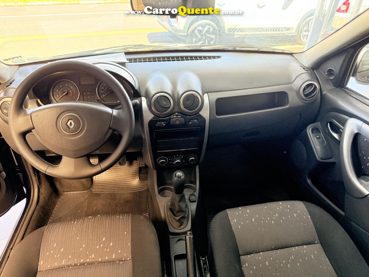RENAULT   LOGAN EXPRES.EXP. UP HI-FLEX 1.0 16V 4P   AZUL 2013 1.0 FLEX - Loja