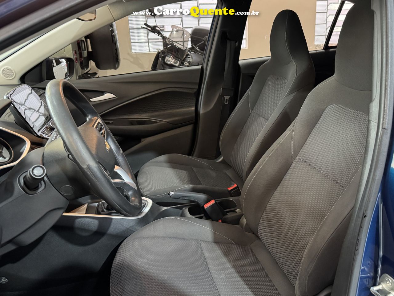 CHEVROLET   ONIX HATCH LT 1.0 12V FLEX 5P MEC.   AZUL 2022 1.0 FLEX - Loja