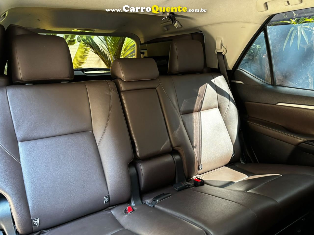 TOYOTA   HILUX SW4 SRX 4X4 2.8 TDI 16V DIES. AUT.   PRETO 2018 2.8 DIESEL - Loja