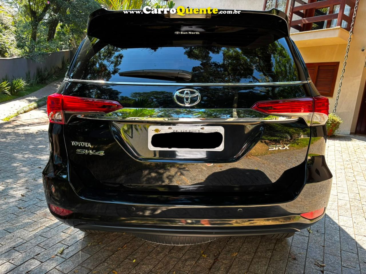 TOYOTA   HILUX SW4 SRX 4X4 2.8 TDI 16V DIES. AUT.   PRETO 2018 2.8 DIESEL - Loja