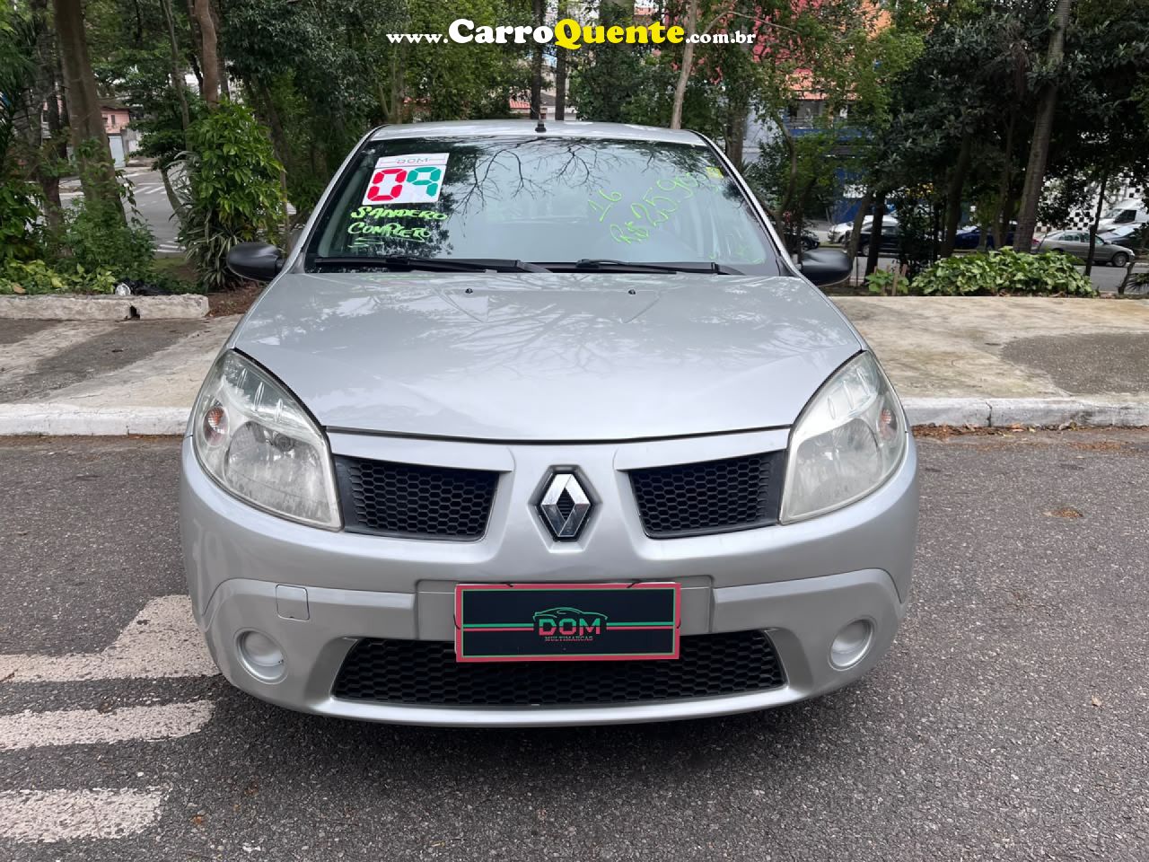 RENAULT   SANDERO PRIVILÈGE HI-FLEX 1.6 16V 5P   PRATA 2009 1.6 GASOLINA - Loja