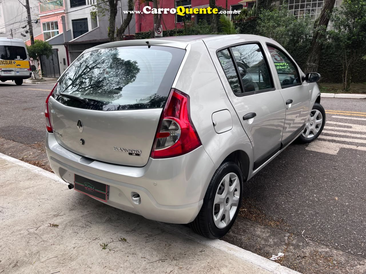 RENAULT   SANDERO PRIVILÈGE HI-FLEX 1.6 16V 5P   PRATA 2009 1.6 GASOLINA - Loja
