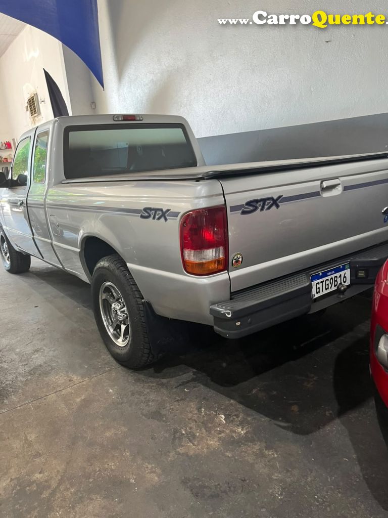 FORD   RANGER STX 4.0 CS CE   PRATA 1995 4.0 GASOLINA - Loja