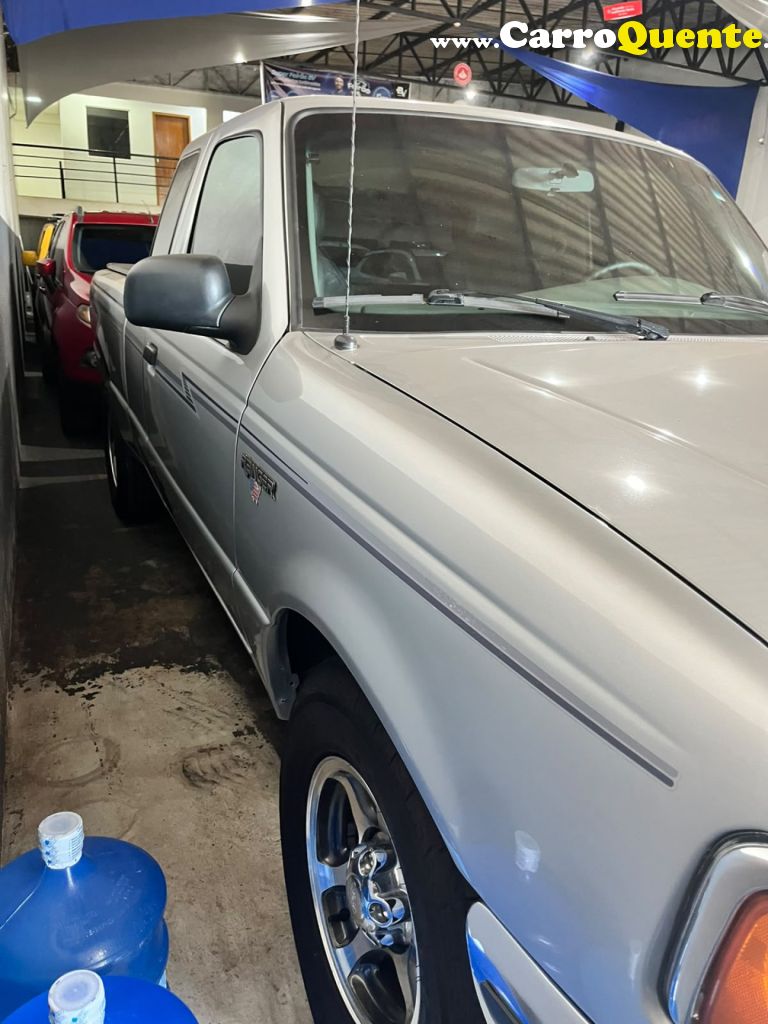 FORD   RANGER STX 4.0 CS CE   PRATA 1995 4.0 GASOLINA - Loja