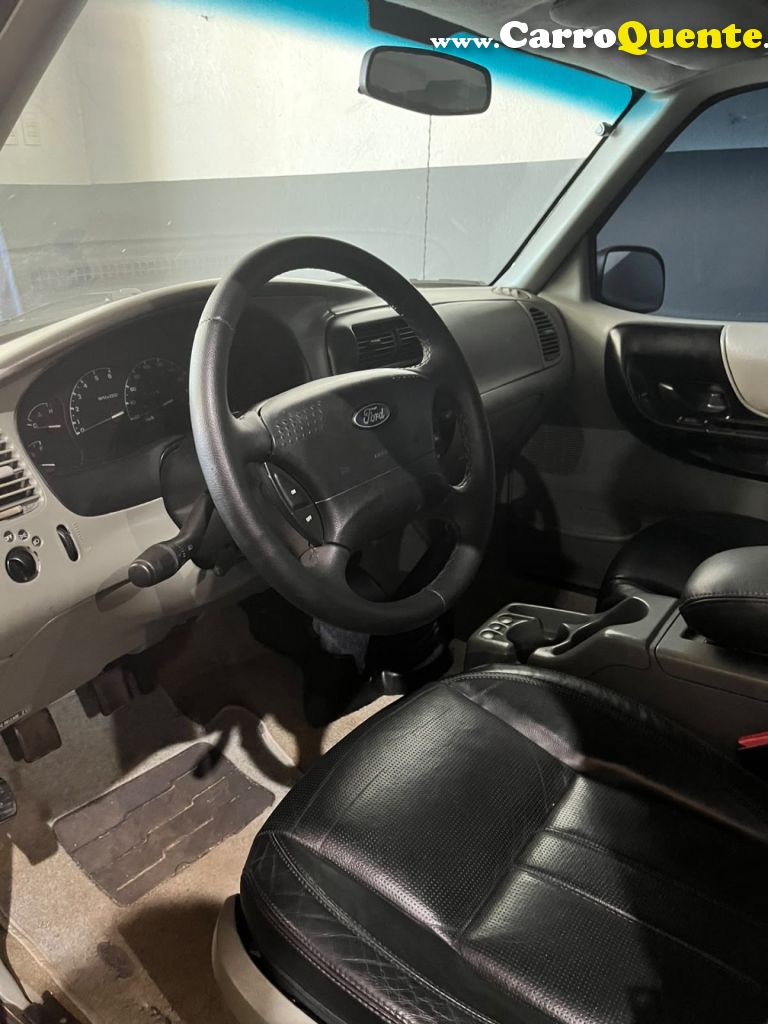 FORD   RANGER STX 4.0 CS CE   PRATA 1995 4.0 GASOLINA - Loja