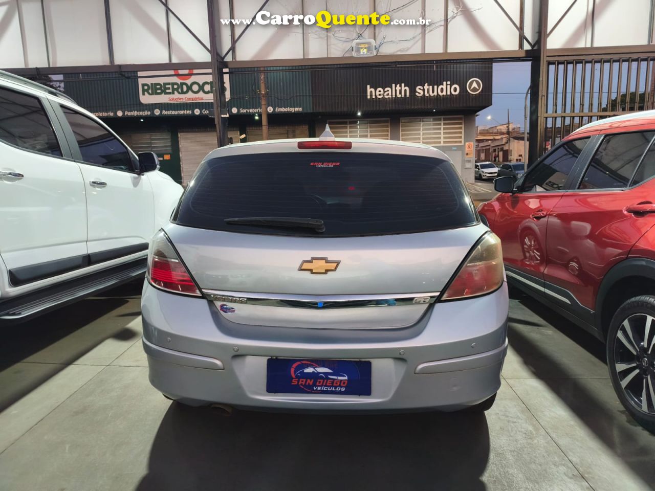 CHEVROLET   VECTRA GT 2.0 MPFI 8V FLEXPOWER MEC.   PRATA 2010 2.0 FLEX - Loja