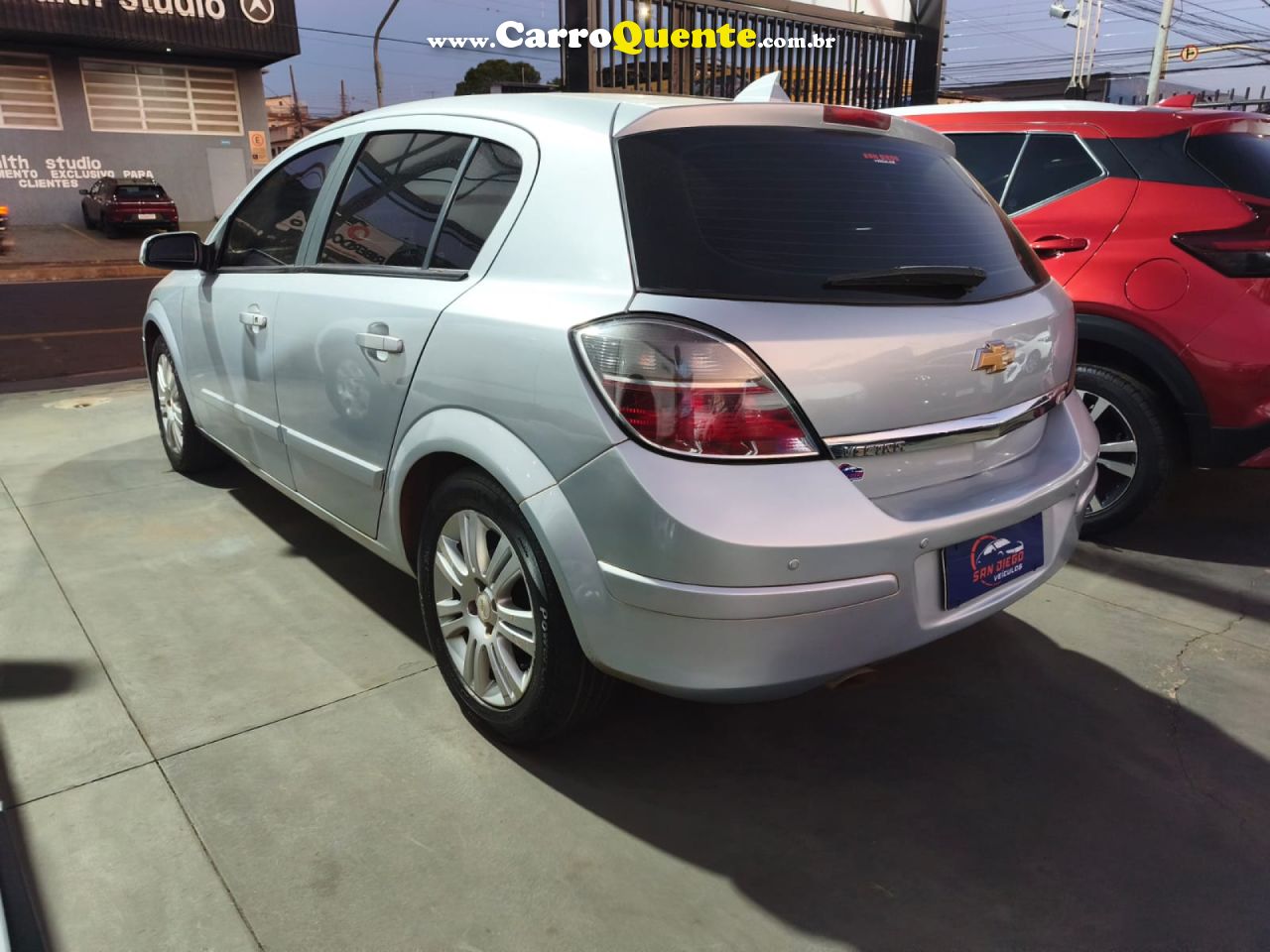 CHEVROLET   VECTRA GT 2.0 MPFI 8V FLEXPOWER MEC.   PRATA 2010 2.0 FLEX - Loja