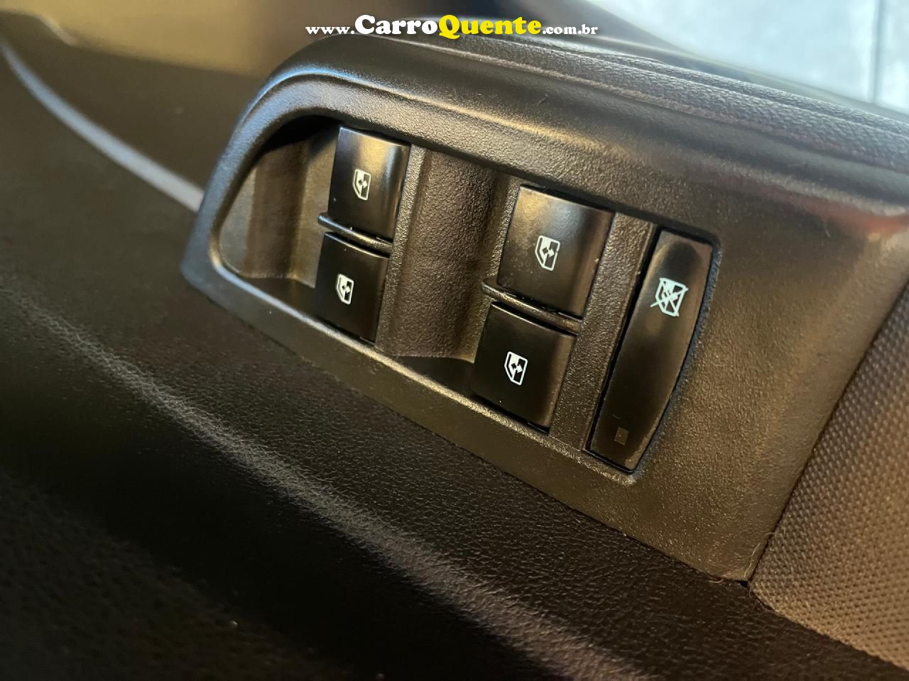 CHEVROLET   PRISMA SED. LTZ 1.4 8V FLEXPOWER 4P AUT.   CINZA 2016 1.4 FLEX - Loja