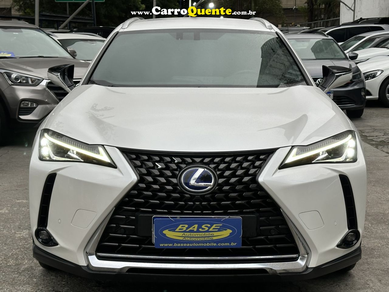 LEXUS   UX-250H DYNAMIC 2.0 16V AUT.(HYBRID)   BRANCO 2019 2.0 16V GASOLINA E ELÉTRICO - Loja