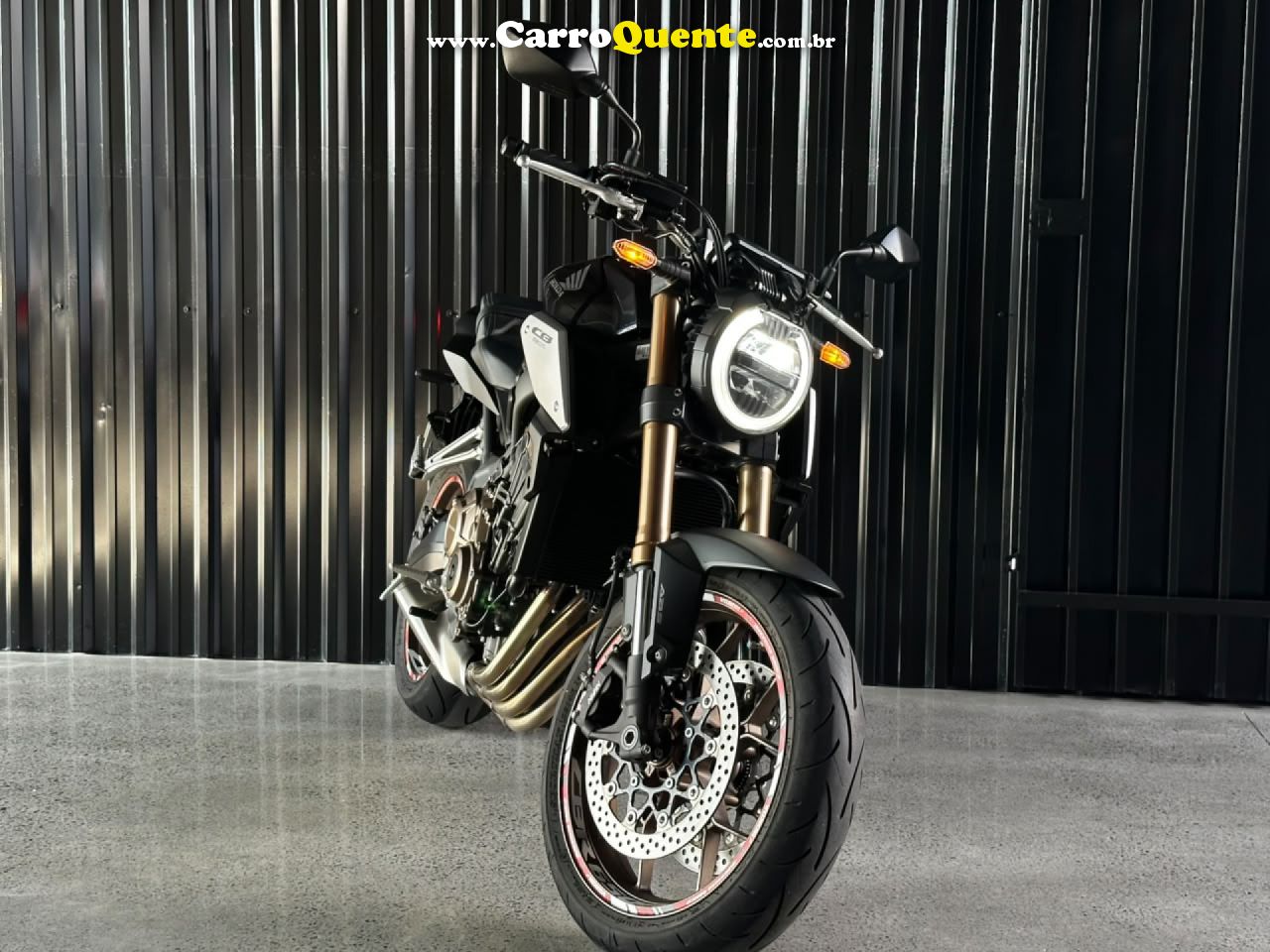HONDA   CB 650R   CINZA 2022 650 GASOLINA - Loja