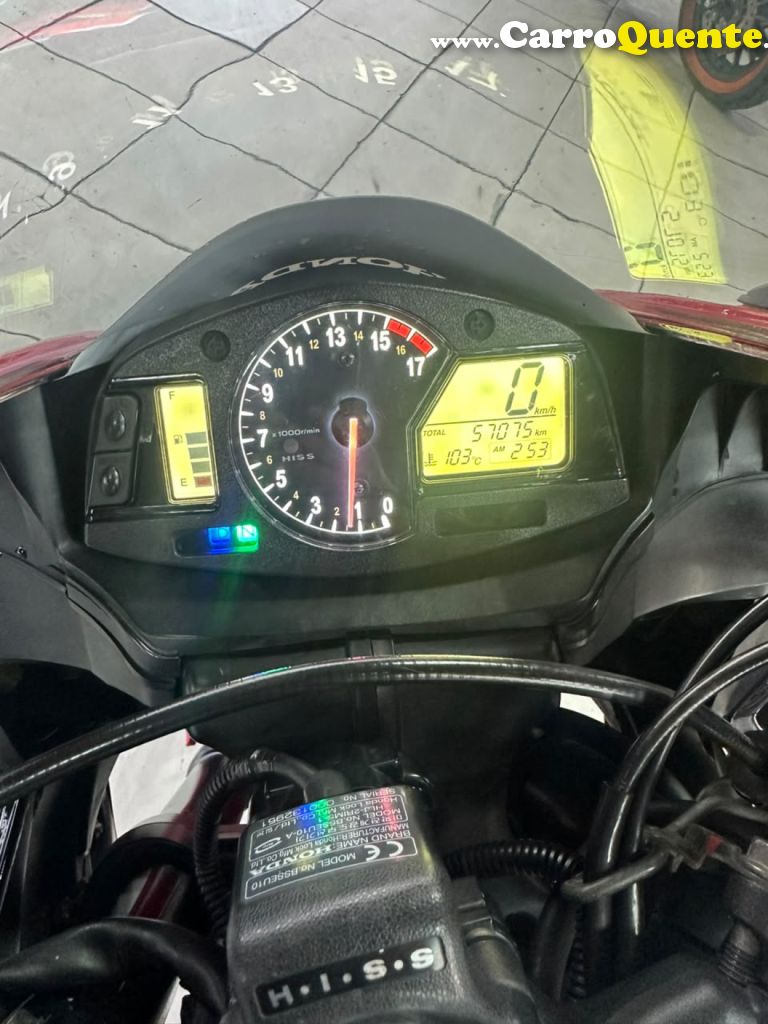 HONDA   CBR 600 RR   BRANCO 2008 600 GASOLINA - Loja