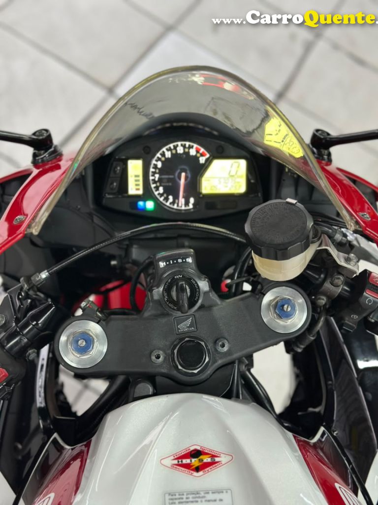HONDA   CBR 600 RR   BRANCO 2008 600 GASOLINA - Loja