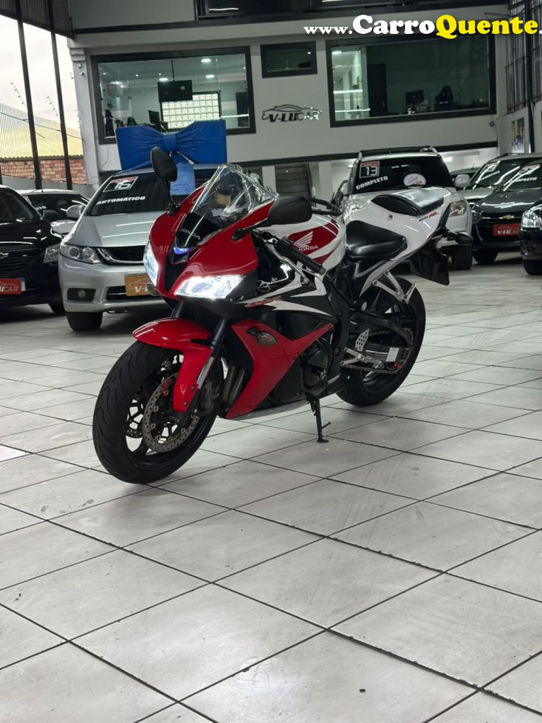 HONDA   CBR 600 RR   BRANCO 2008 600 GASOLINA - Loja