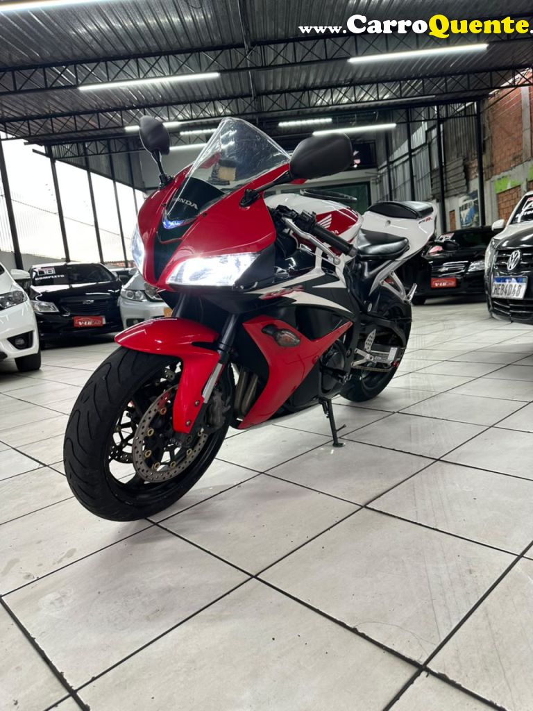 HONDA   CBR 600 RR   BRANCO 2008 600 GASOLINA - Loja