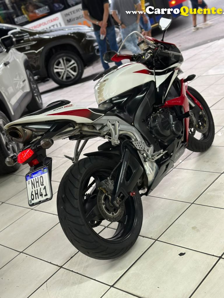 HONDA   CBR 600 RR   BRANCO 2008 600 GASOLINA - Loja