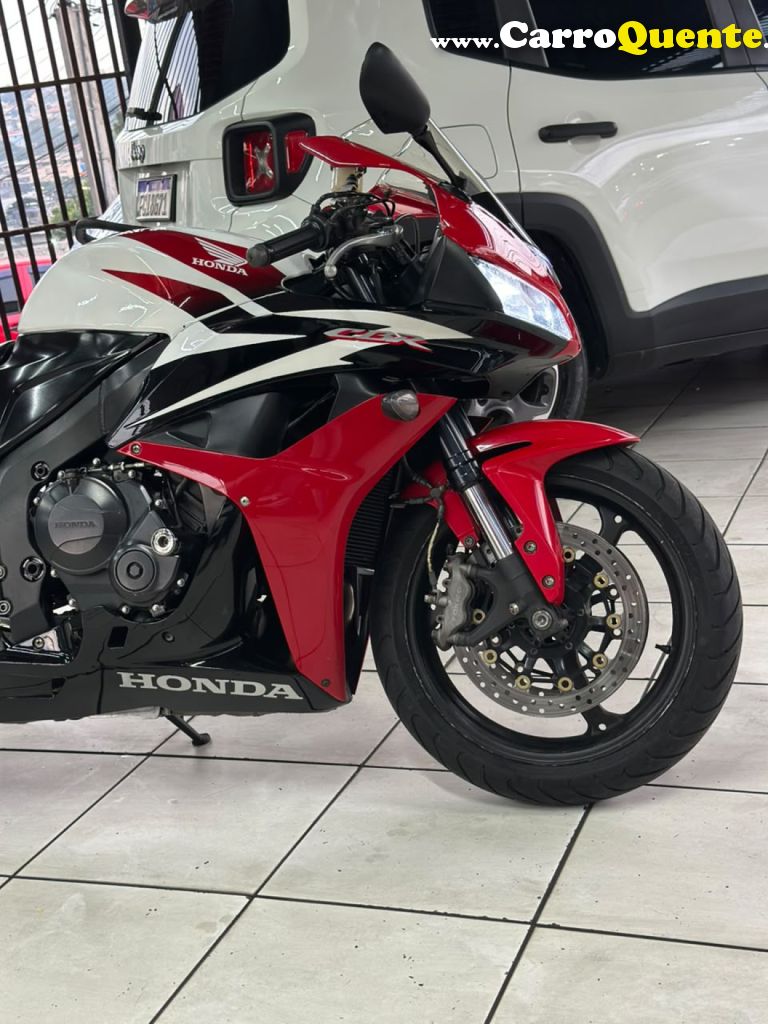 HONDA   CBR 600 RR   BRANCO 2008 600 GASOLINA - Loja