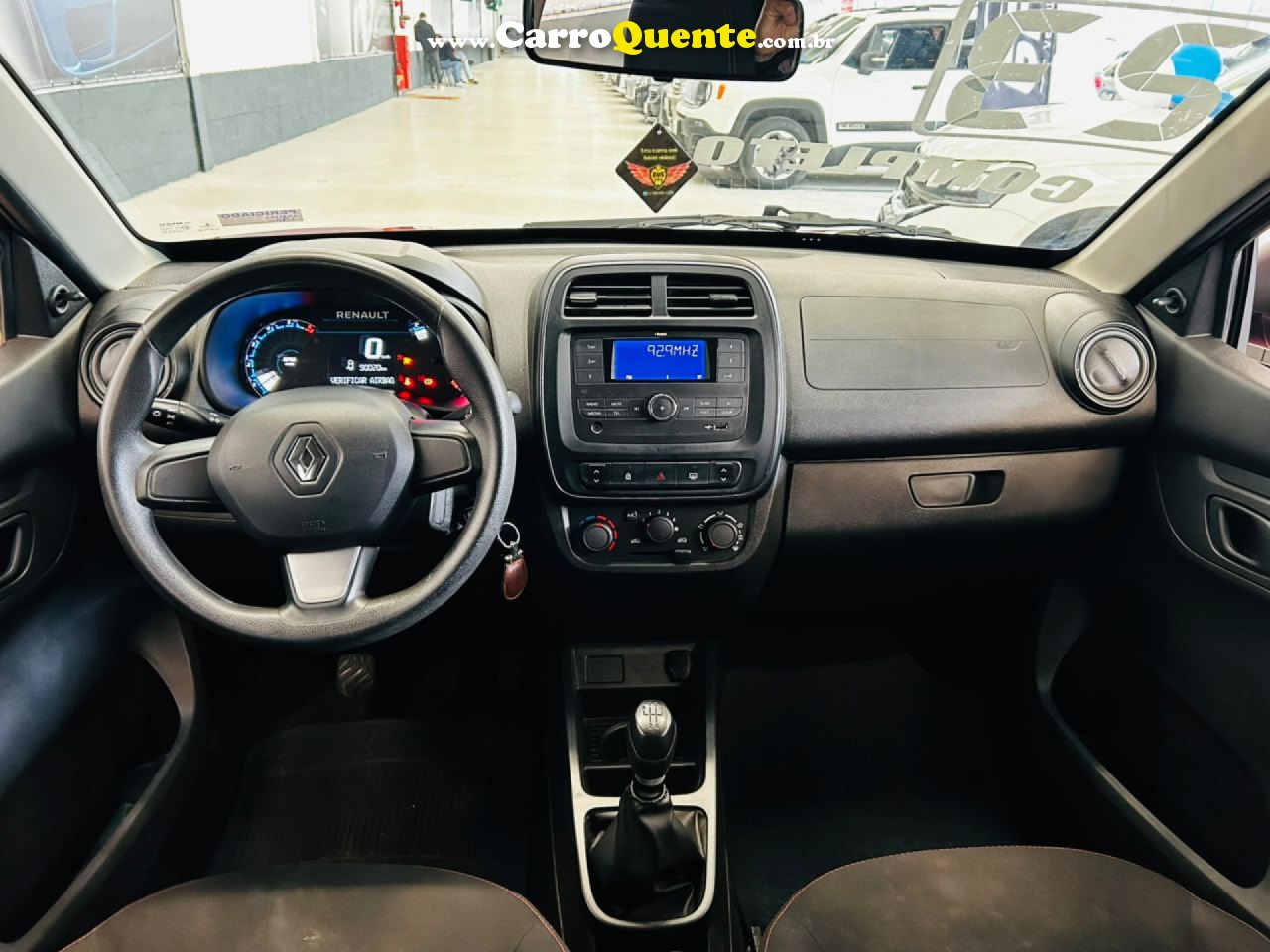 RENAULT   KWID ZEN 1.0 FLEX 12V 5P MEC.   VERMELHO 2023 1.0 FLEX - Loja