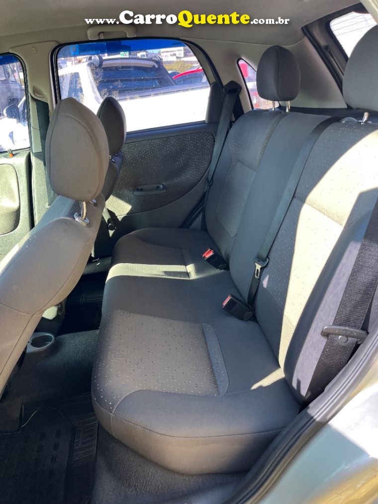 Chevrolet CORSA 1.4 MPFI PREMIUM 8V FLEX 4P MANUAL - Loja