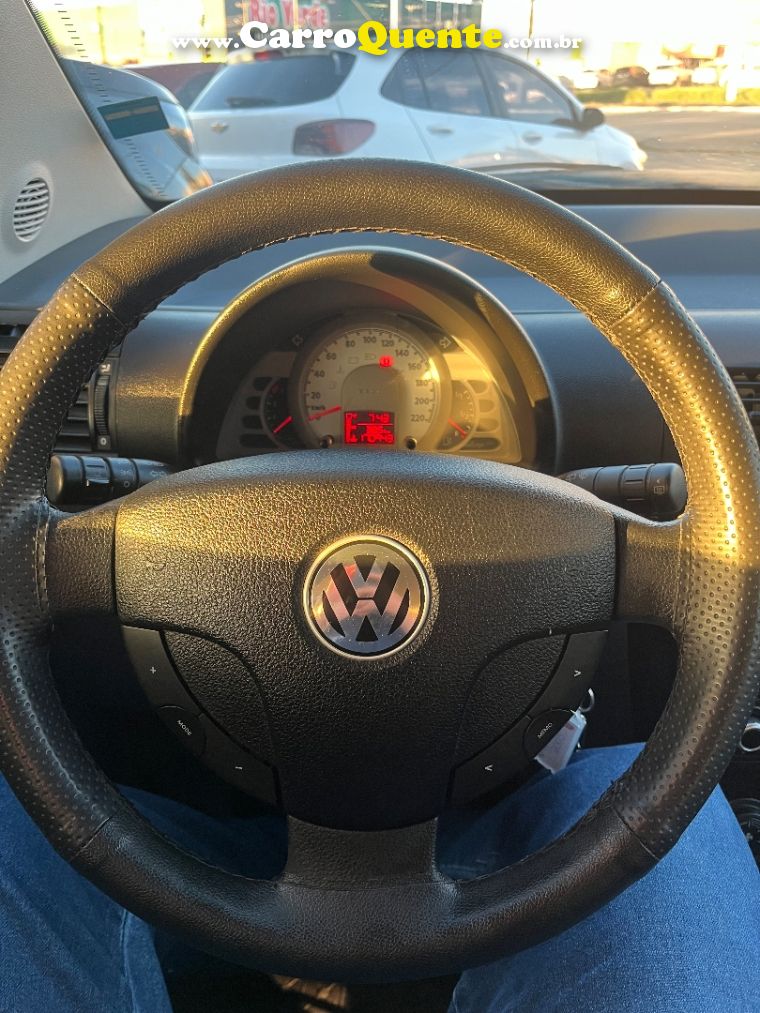 Volkswagen SPACEFOX 1.6 MI ROUTE 8V FLEX 4P MANUAL - Loja