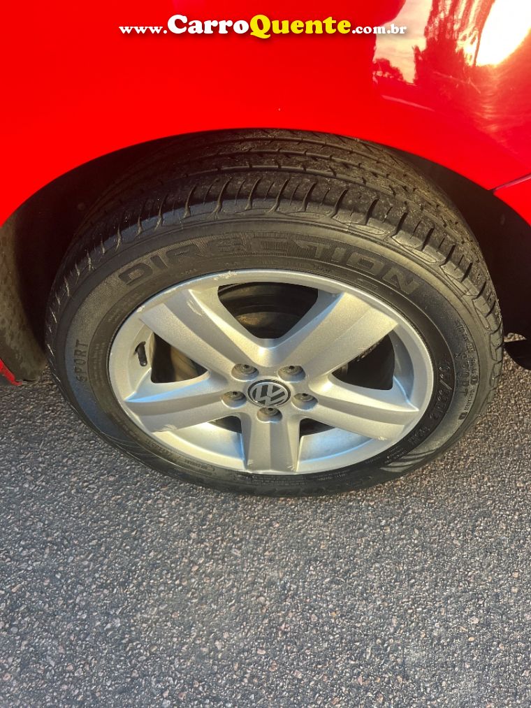 Volkswagen SPACEFOX 1.6 MI ROUTE 8V FLEX 4P MANUAL - Loja