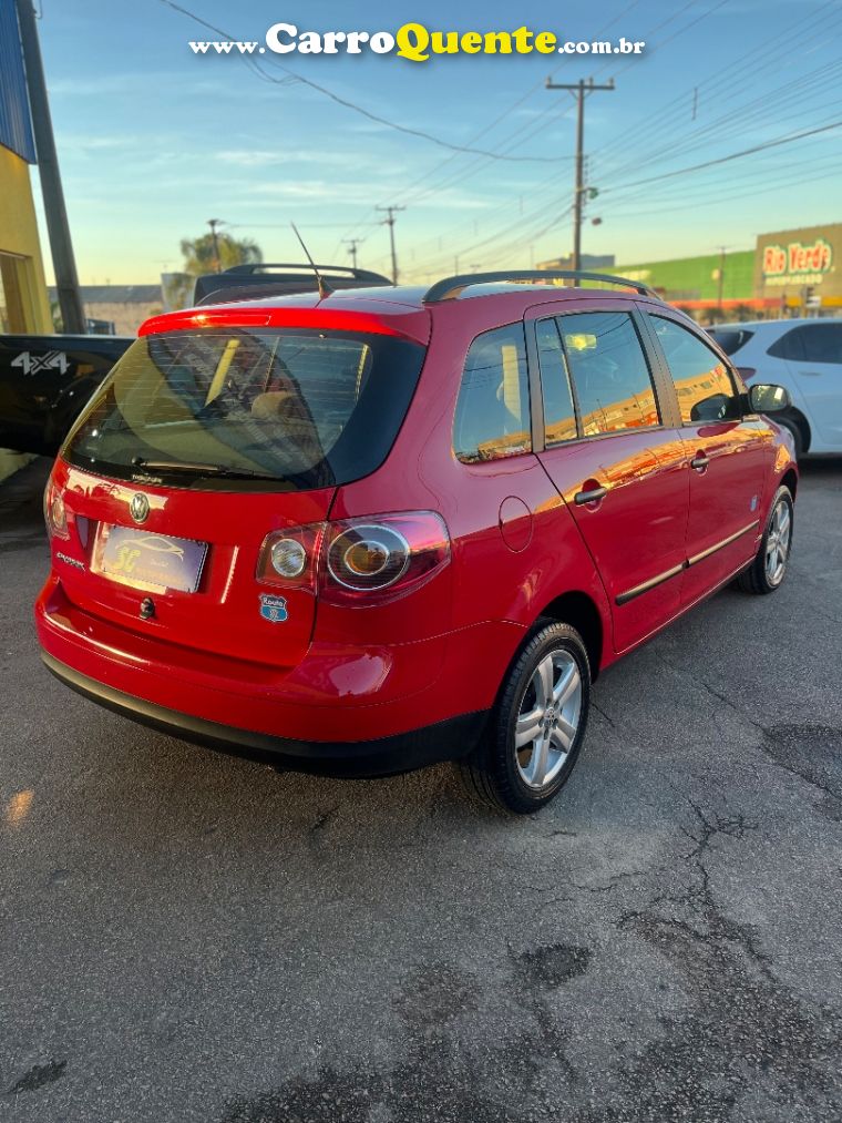 Volkswagen SPACEFOX 1.6 MI ROUTE 8V FLEX 4P MANUAL - Loja