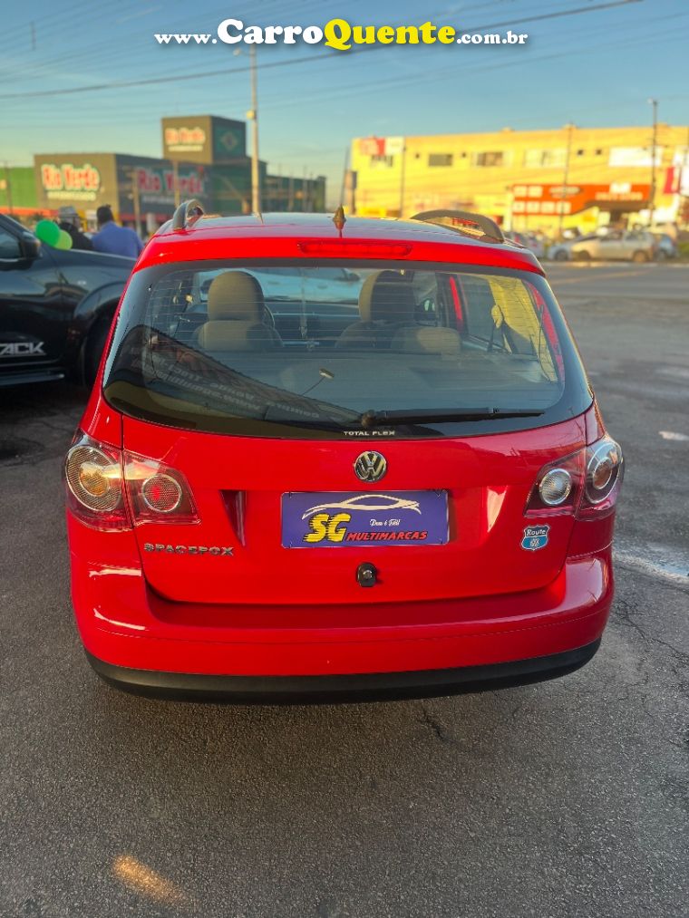 Volkswagen SPACEFOX 1.6 MI ROUTE 8V FLEX 4P MANUAL - Loja